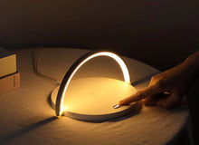 Load image into Gallery viewer, The purecharge lamp - 2 in 1 Fast Qi Wireless Charging lamp for iPhone & Samsung - Aura Apex