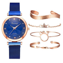 Load image into Gallery viewer, The heartbreaker - Luxury women&#39;s watch.  bracelet bundle (optional) - Aura Apex
